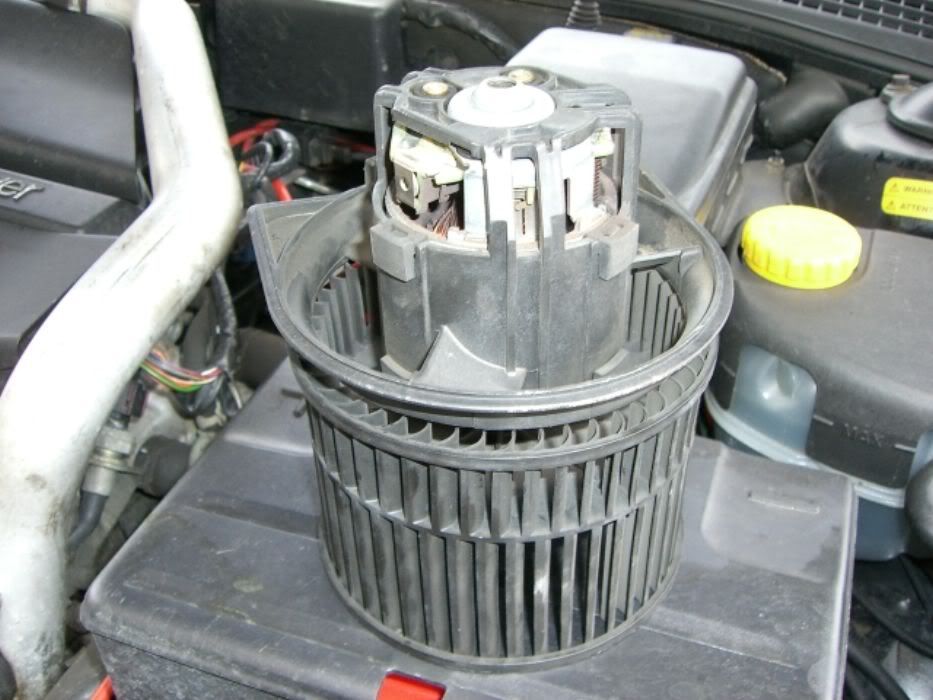 SAAB 95 How To Heater blower motor replacement. UKSaabs